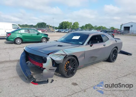 2013 Dodge Challenger Sxt Plus z USA, uszkodzony, nr VIN 2C3CDYAG8DH536633